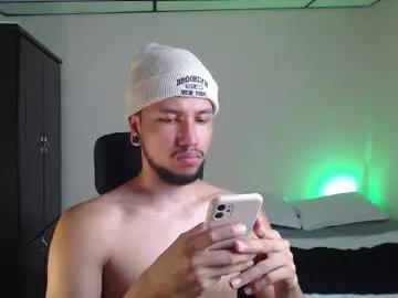 yeff_stone from Chaturbate