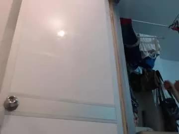 yessica_08 from Chaturbate
