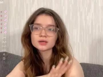 Yeva67619 webcams show profile image 