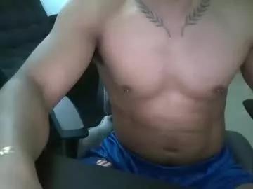 yimmi_latino from Chaturbate