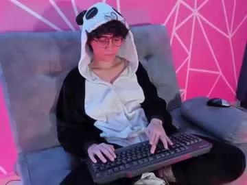 yoonbum_ from Chaturbate