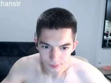 yourethan from Chaturbate is Freechat