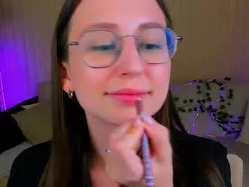 yourlovelystoryy from Chaturbate is Freechat