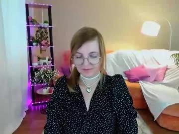 youruniverser from Chaturbate is Freechat