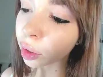 yumm__ from Chaturbate