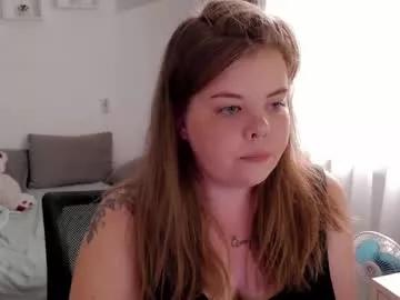 yumm_lolly from Chaturbate