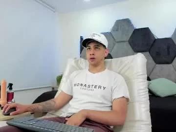 zacckevans from Chaturbate