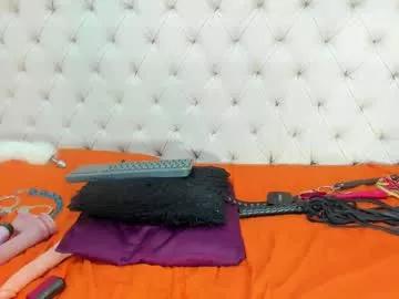 zara_blasse from Chaturbate