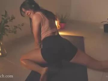 zarahlynch from Chaturbate