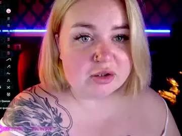 zarareign_ from Chaturbate