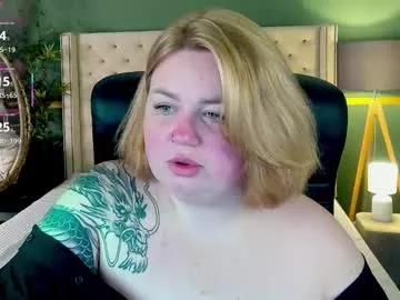 zarareign_ from Chaturbate