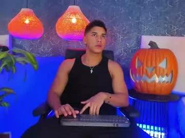 Zayne_cross webcams show profile image 