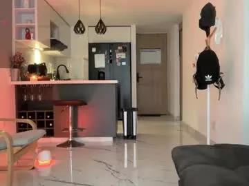 zenn_rush from Chaturbate