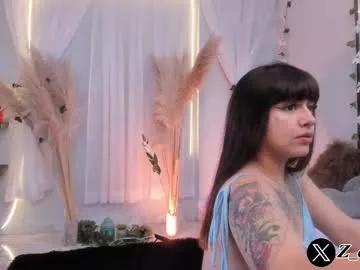 zoee_cruz from Chaturbate