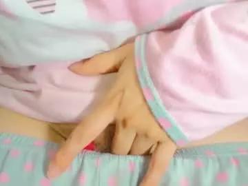 zooeybelair from Chaturbate