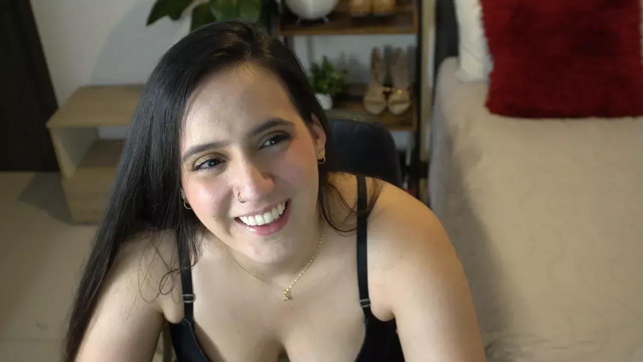 alexajhonsonof from Cherry is Freechat
