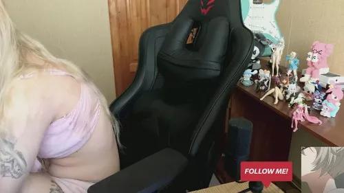 alexismonroe from Cherry is Freechat