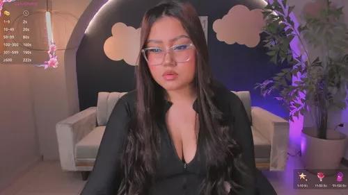 Photos of amberlewis from Cherry is Freechat