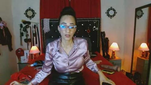 ameliemartinez from Cherry is Freechat