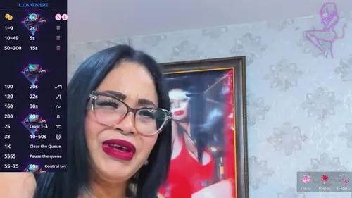 angelinadeleon from Cherry is Freechat
