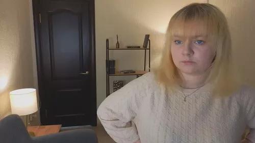 annhayes from Cherry is Freechat