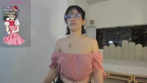Photos of annyrosee from Cherry is Freechat