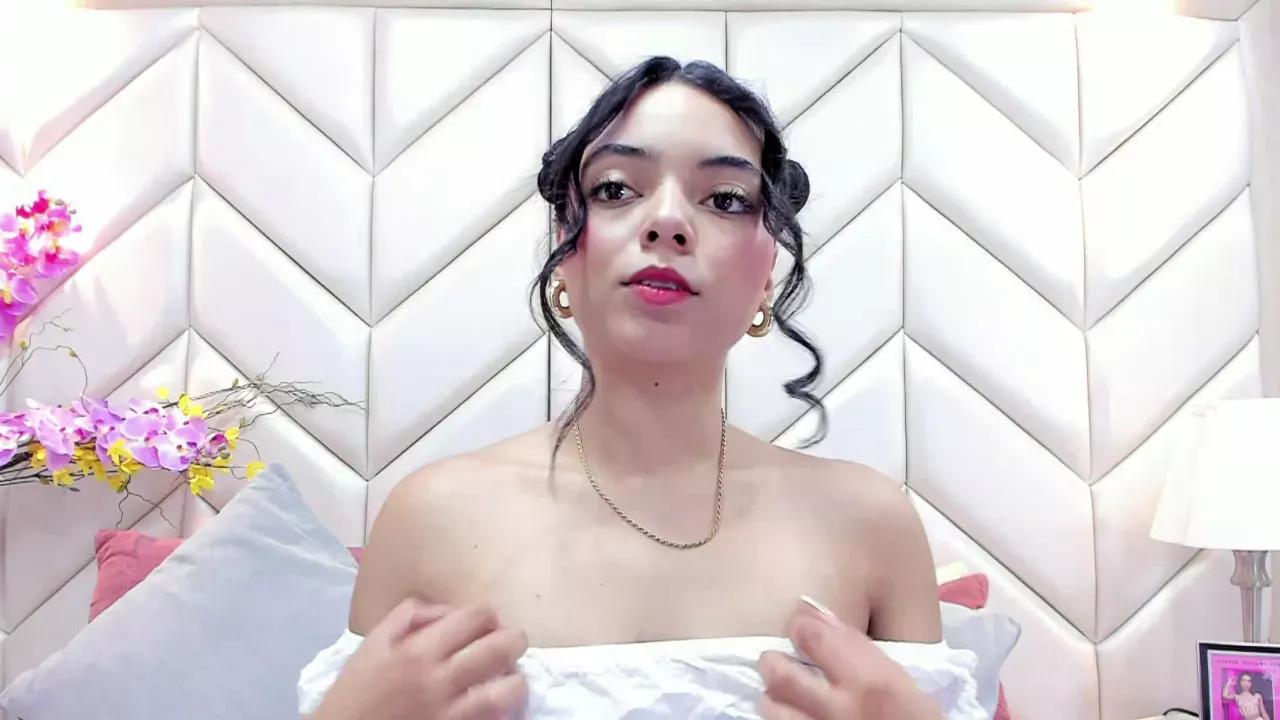 Photos of ariabelles from Cherry is Freechat
