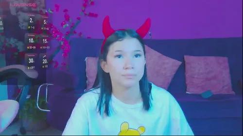 ariimoon from Cherry is Freechat