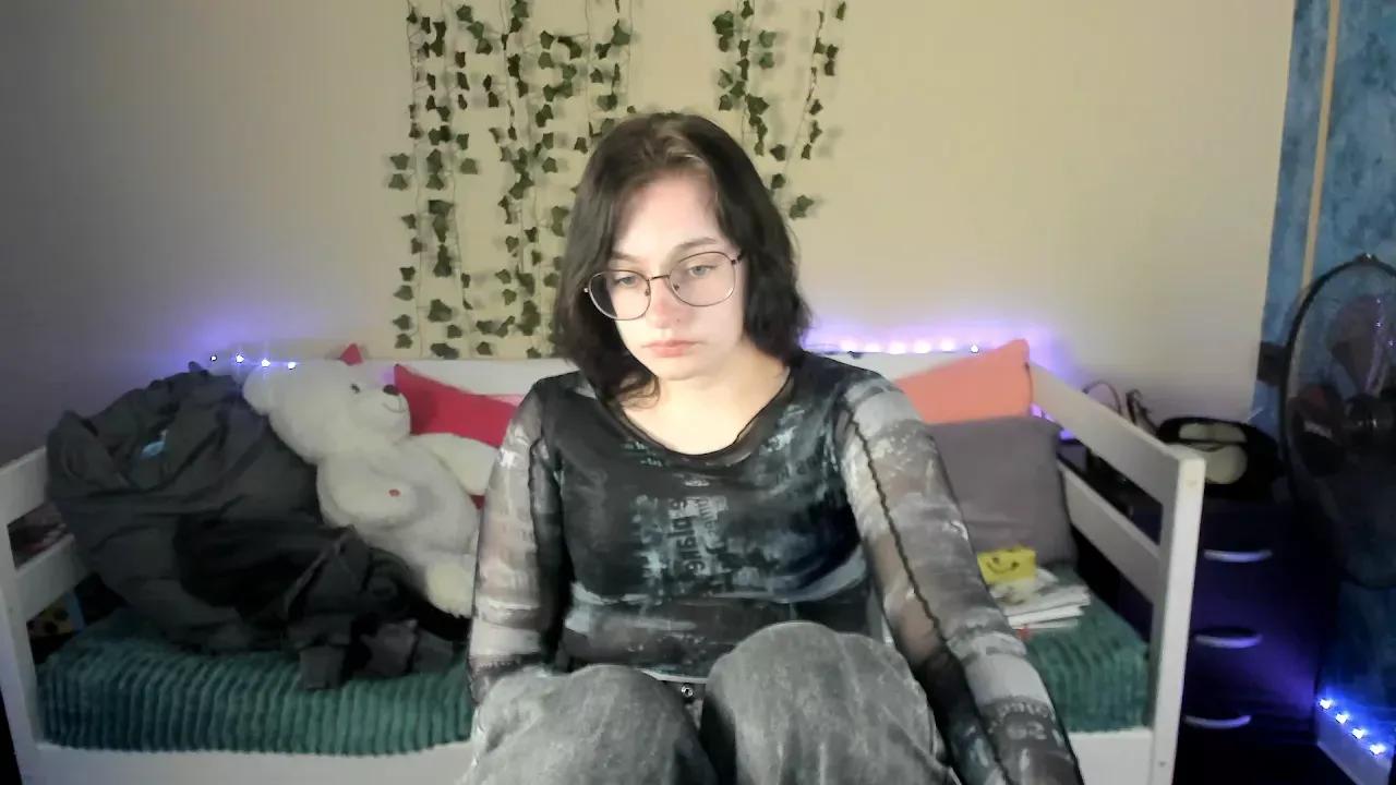 Photos of arisfoxx from Cherry is Freechat