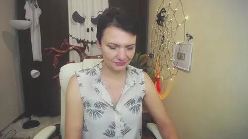 Photos of avasaturnian from Cherry is Freechat