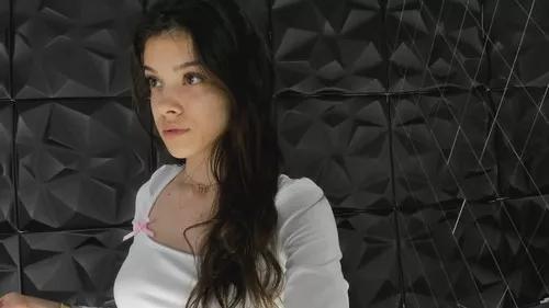 babyaylin from Cherry