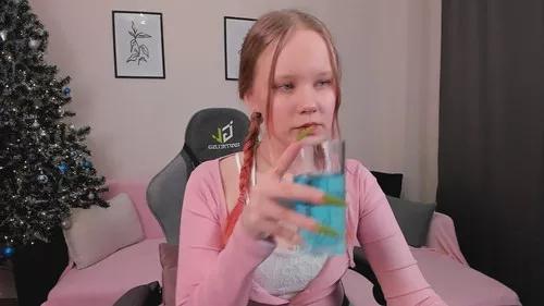 Photos of boostyboobs from Cherry is Freechat
