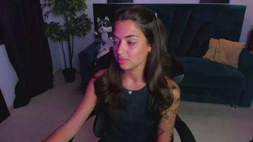 Charlenewoods webcams show profile image 