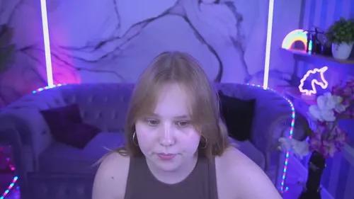 Photos of crystallpaws from Cherry is Freechat