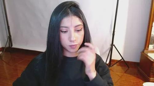 Photos of darkmoonn from Cherry is Freechat