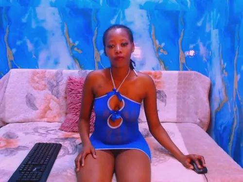 Photos of ebonypretty4u from Cherry is Freechat