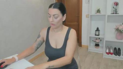 Photos of elisabaxter from Cherry is Freechat