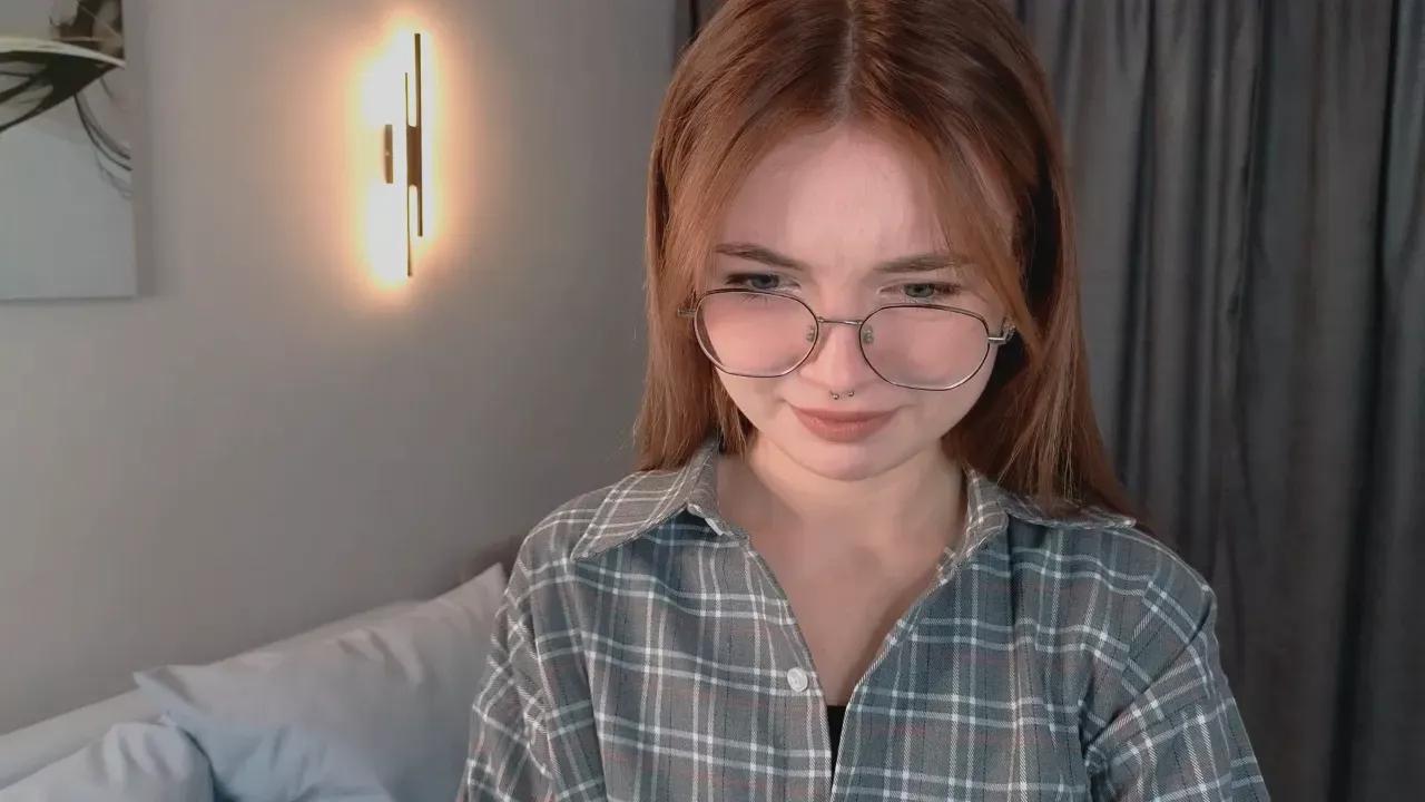 elizabethfee from Cherry is Freechat