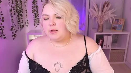 ellabigbaby from Cherry