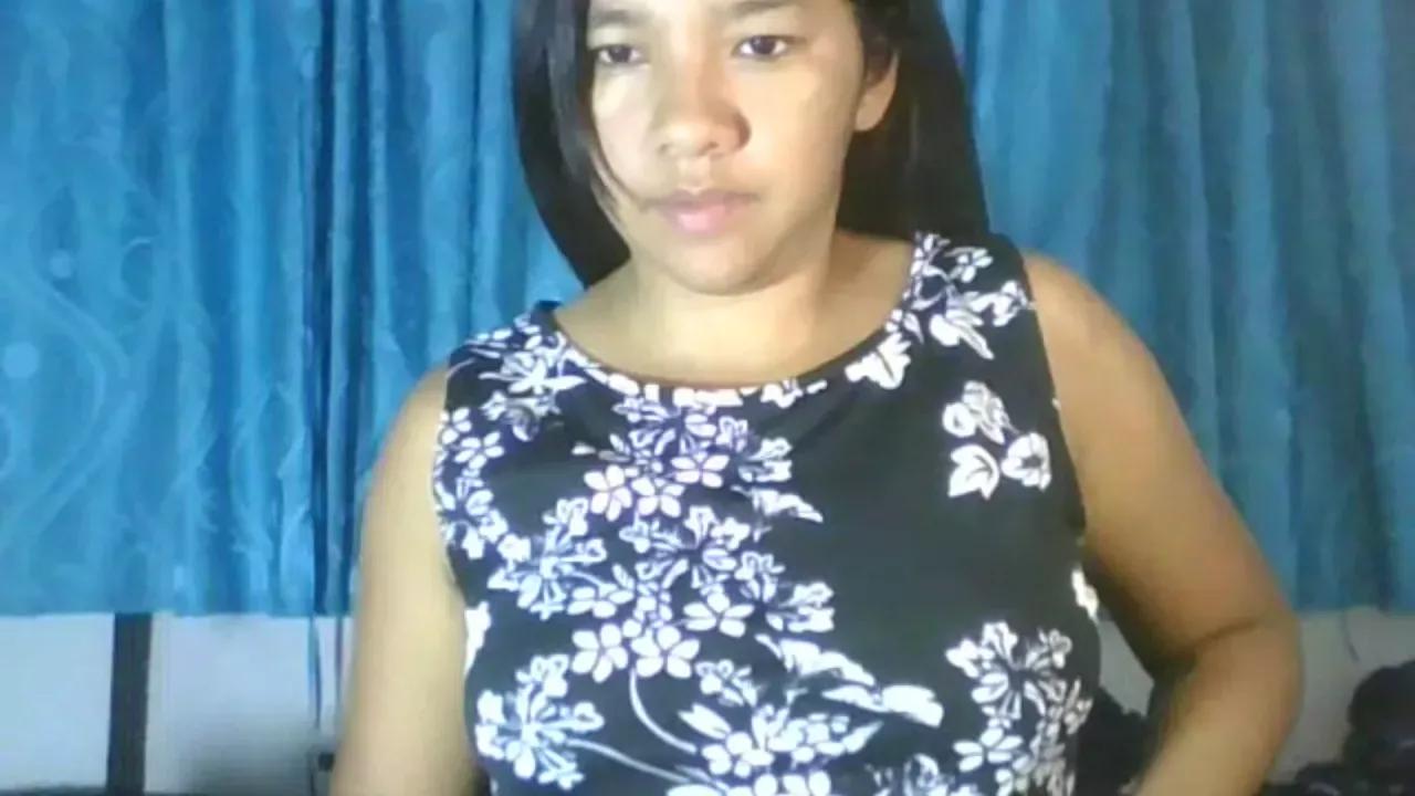 Photos of emelywhitte from Cherry is Freechat