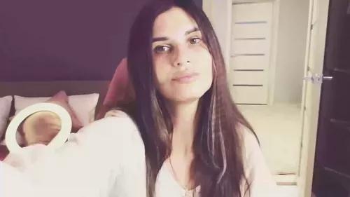 Photos of emilyreal from Cherry is Freechat