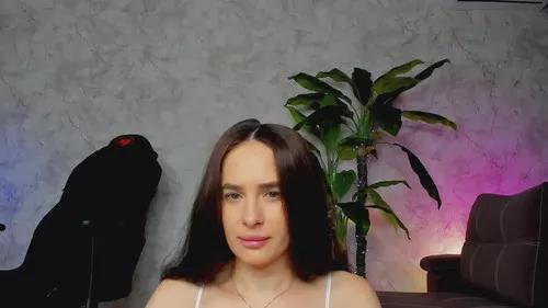 emma77 from Cherry