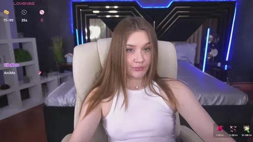 Photos of foxyykate from Cherry is Freechat