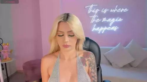 Dirty chat webcam: explore liveshows with versed models, from laying bare to fetishes, in a variety of sexy free adult webcams.