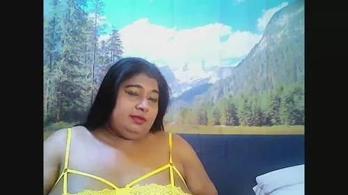 indianhoney4u from Cherry is Freechat