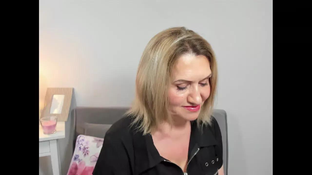 isabellabeauty from Cherry is Freechat