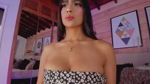 izzywild from Cherry