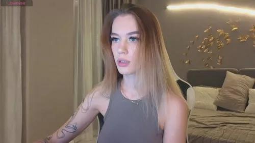 jessicaloyd from Cherry