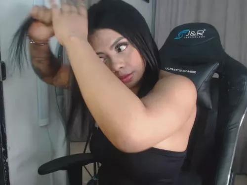 Photos of karinallen from Cherry is Freechat