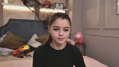 Photos of katrinabowen from Cherry is Freechat